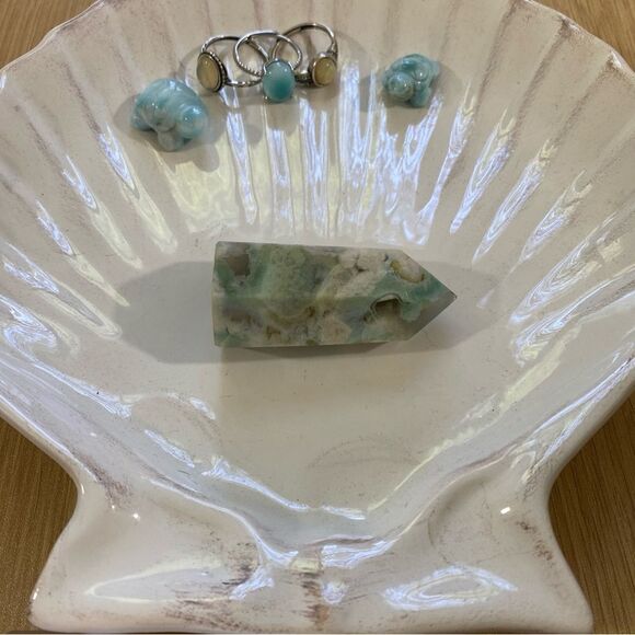 Green flower agate tower ✨ polished crystal tower, small - Picture 2 of 5